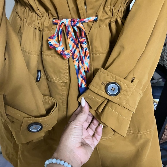 Zara Trench Sporty Coat. - Picture 7 of 10